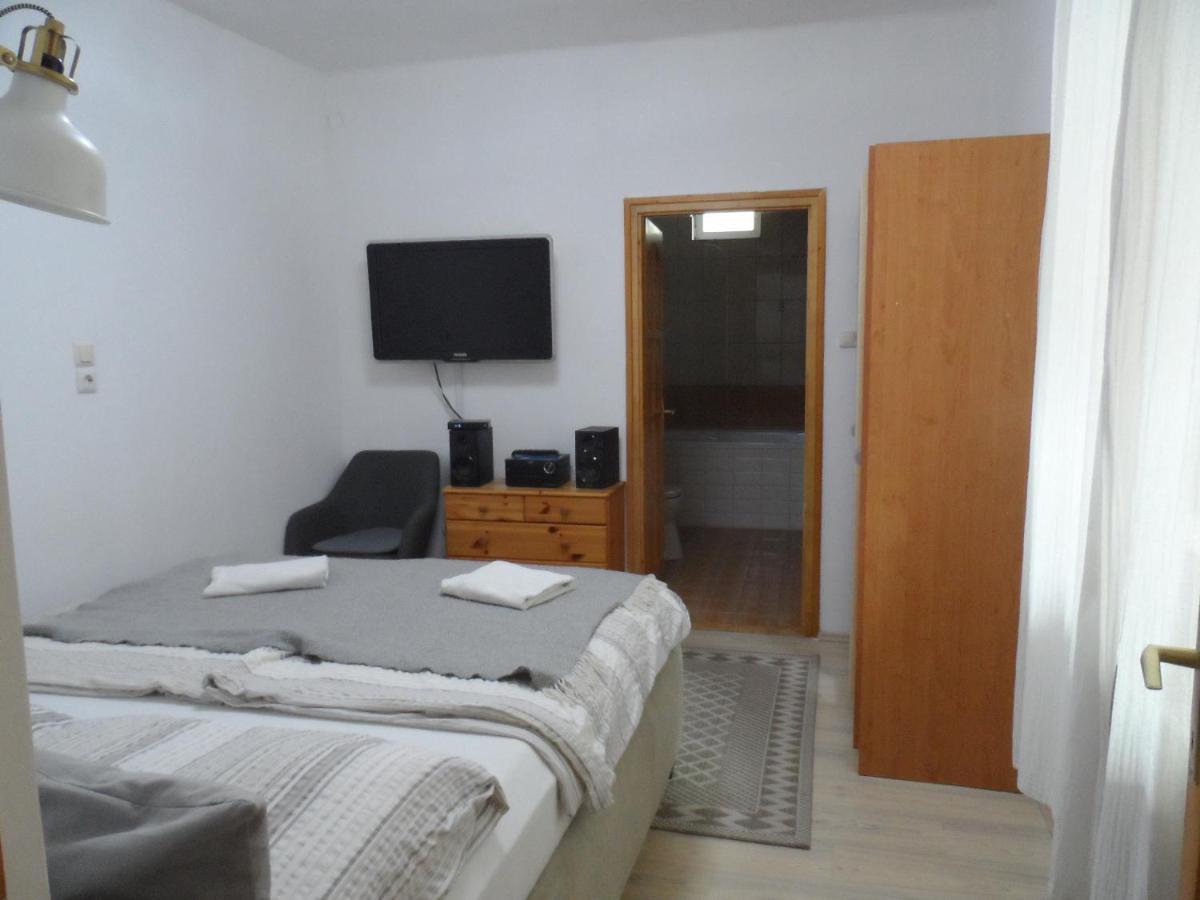 Almagyar Vendeghaz Hotel Eger Luaran gambar